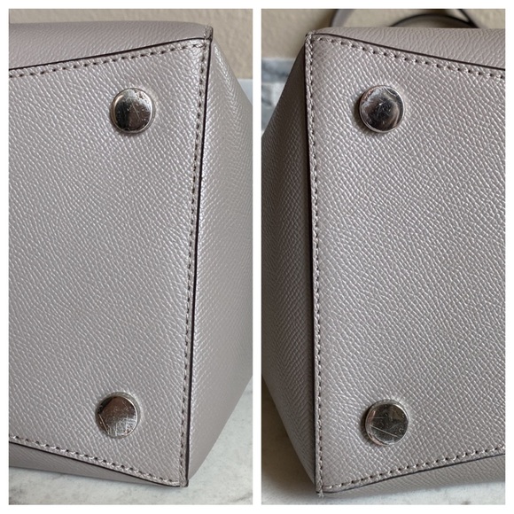 •Michael Kors• Large Voyager Tote Purse - Picture 14 of 16